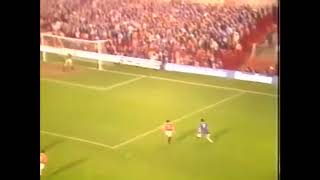 1983-84 Manchester United v Everton 03-12-83