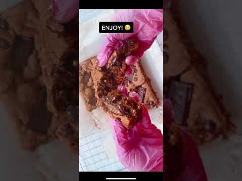 TikTok Viral Brown Butter Chocolate Chip Cookie Bars Recipe! #