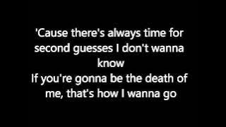 Download lagu Panic! At The Disco - Collar Full (Lyrics)