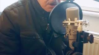 Zafer Şener Şai̇r Koluma Takip Seni̇nle Yürüyemem