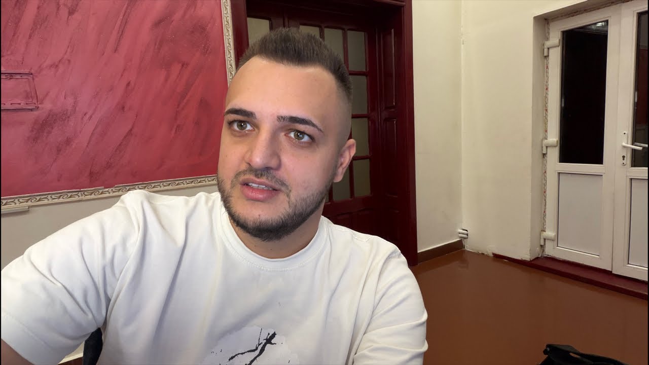 Alin de la Strehaia este live!