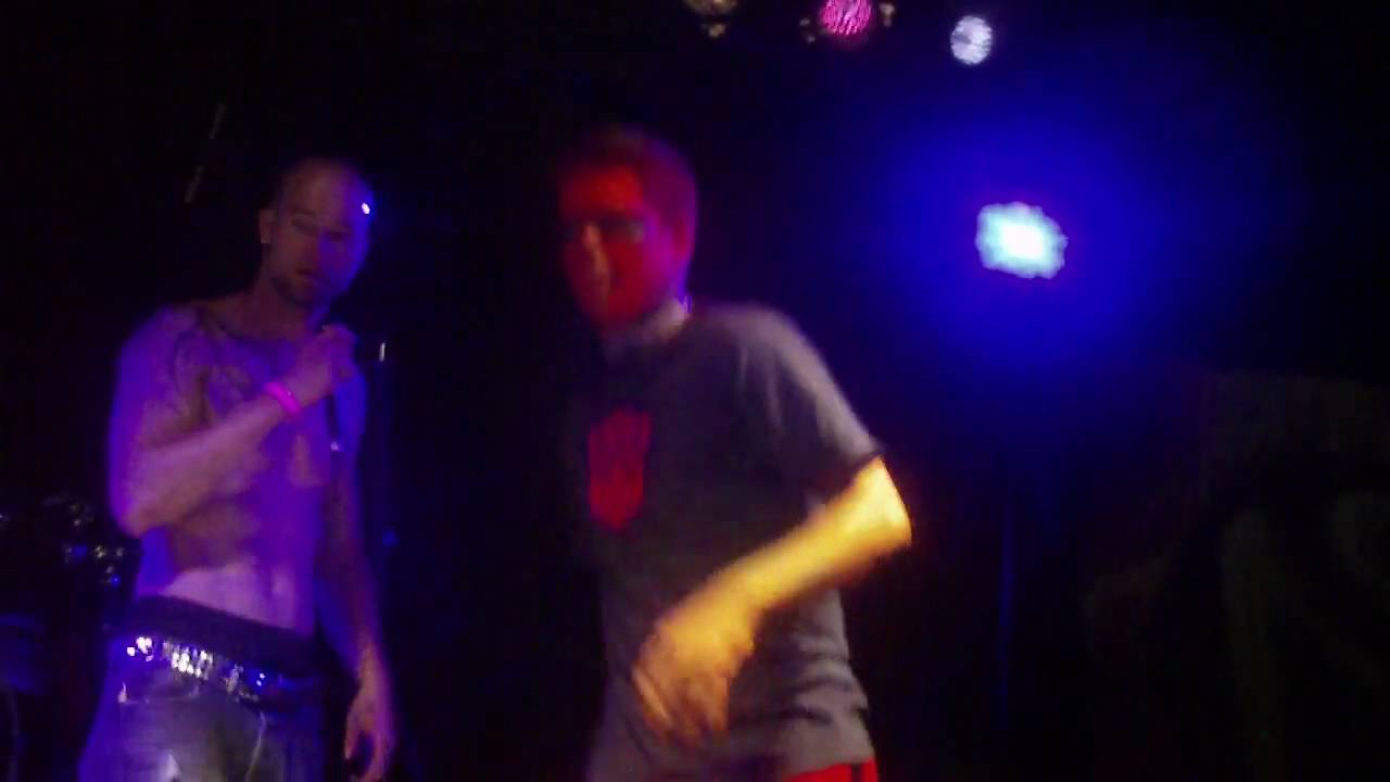 Sleduj Mindrite - Confession - Feat. Stevey Bloody Murder - 2010 na YouTube Sleduj Mindrite - Confession - Feat. Stevey Bloody Murder - 2010 na YouTube