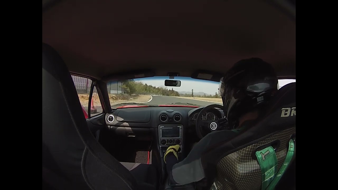 RSGW　ロードスタークーペ号　TSタカタサーキット　64秒台