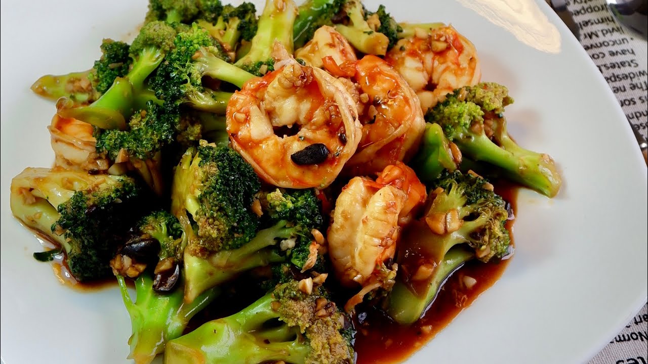 SUPER EASY Garlic Black Bean Shrimp & Broccoli 黑豆酱虾和西兰花 Chinese Prawn Stir Fry in Sauce Recipe