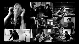 Video voorbeeld van "Roger Waters - Vera / Bring The Boys Back Home"
