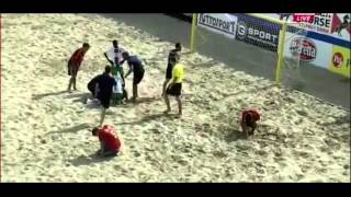 Blessure horrible pour Bruno Torres en Beach Soccer Resimi