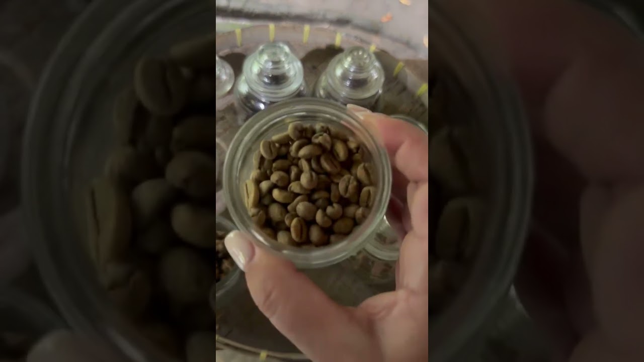 The digustation of Balinese coffee 