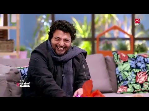 أغرب هدية من ابو حفيظة للفنان حميد الشاعرى