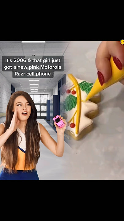 We all knew that one person who was ready to show off their amaaazing new phone to everyone 😜