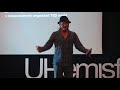 Los desafíos del periodismo en la era digital | Diego Cazar | TEDxUHemisferios