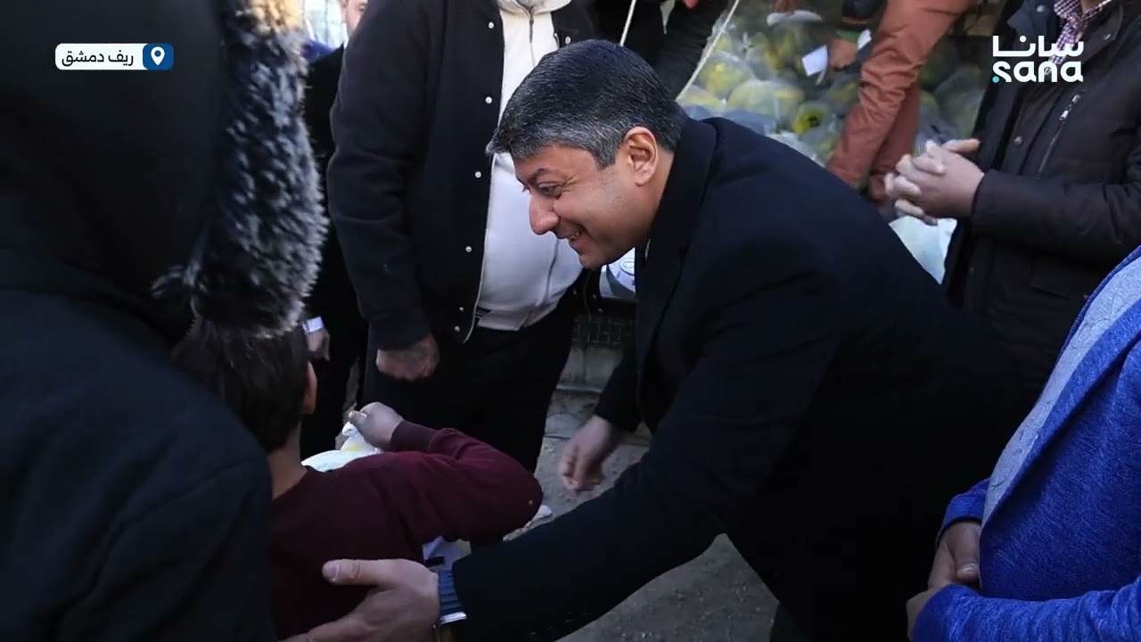 سفارة جمهورية أذربيجان في سوريا توزع 500 وجبة إفطار في بلدة العتيبة بريف دمشق