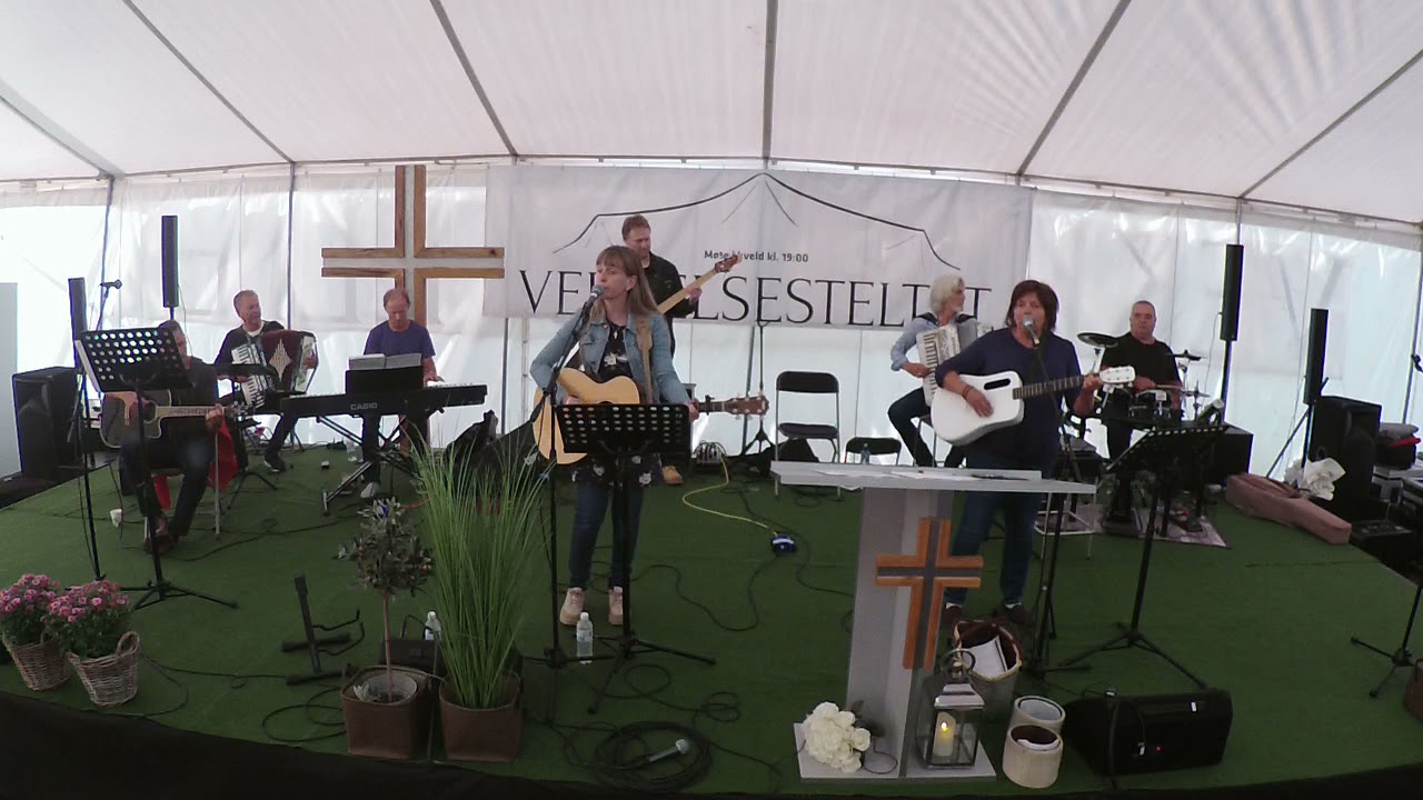 Emilia Lindberg     Nå er det en ny tid