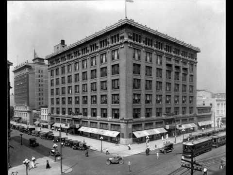 "Dayton, Ohio 1903" by Harry Nilsson