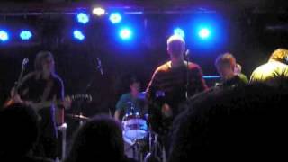 Video thumbnail of "Molly's lips - The Vaselines feat. Schwervon"