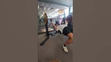 Week 3 : Comp bench 1x107.5kg RPE 8.5