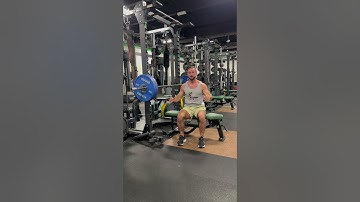 Bench Pressing 225 Pounds! And Doing It Correctly.