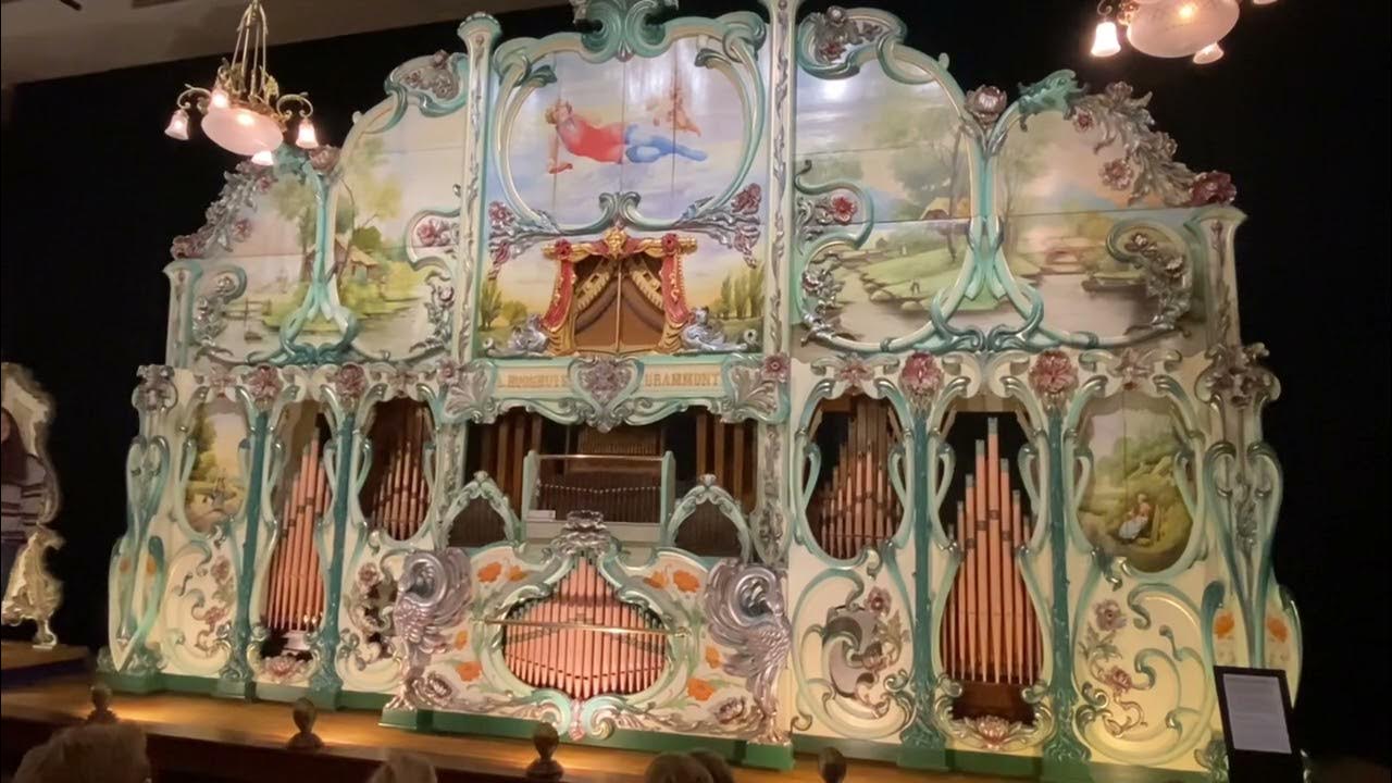 “The Typewriter” played on the newly restored Hooghuys dance organ at