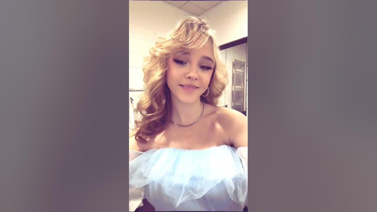 Just about to go on stage #emmakok #andrerieu #voila #shorts #music #concert #foryou #love Just about to go on stage #emmakok #andrerieu #voila #shorts #music #concert #foryou #love