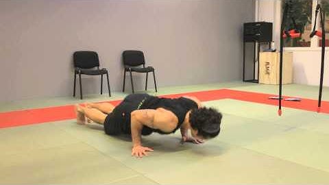 Iranian Half-Moon Pushup