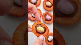 Easter Treat Hack! If you like chocolate and strawberries, youβll love these!