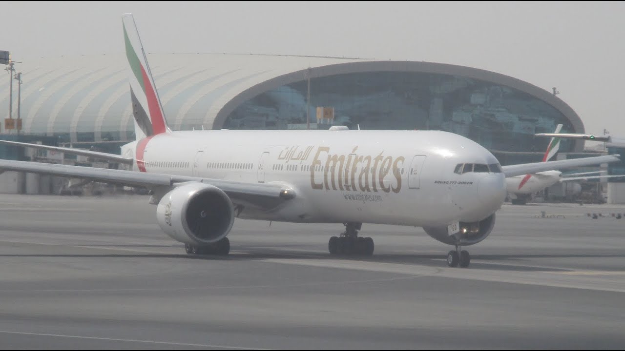 Emirates B777-300ER Hamburg-Dubai | Economy Class | Flight review