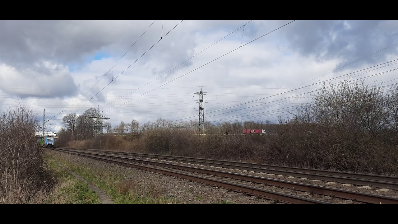 Baureihe 186 381-0 von HSL logistik mit Autotransporter