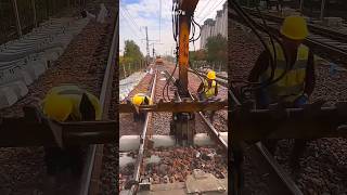 Railway Track Par Patthar Kaise Badle Jaate Hain? 🛠️ #shorts #railway