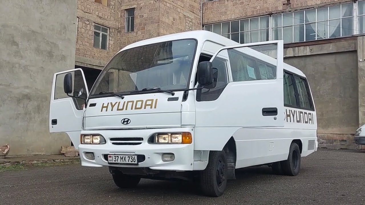 Hyundai Chorus Deluxe Bus 2010 Turbo-Diesel Made In Iran 