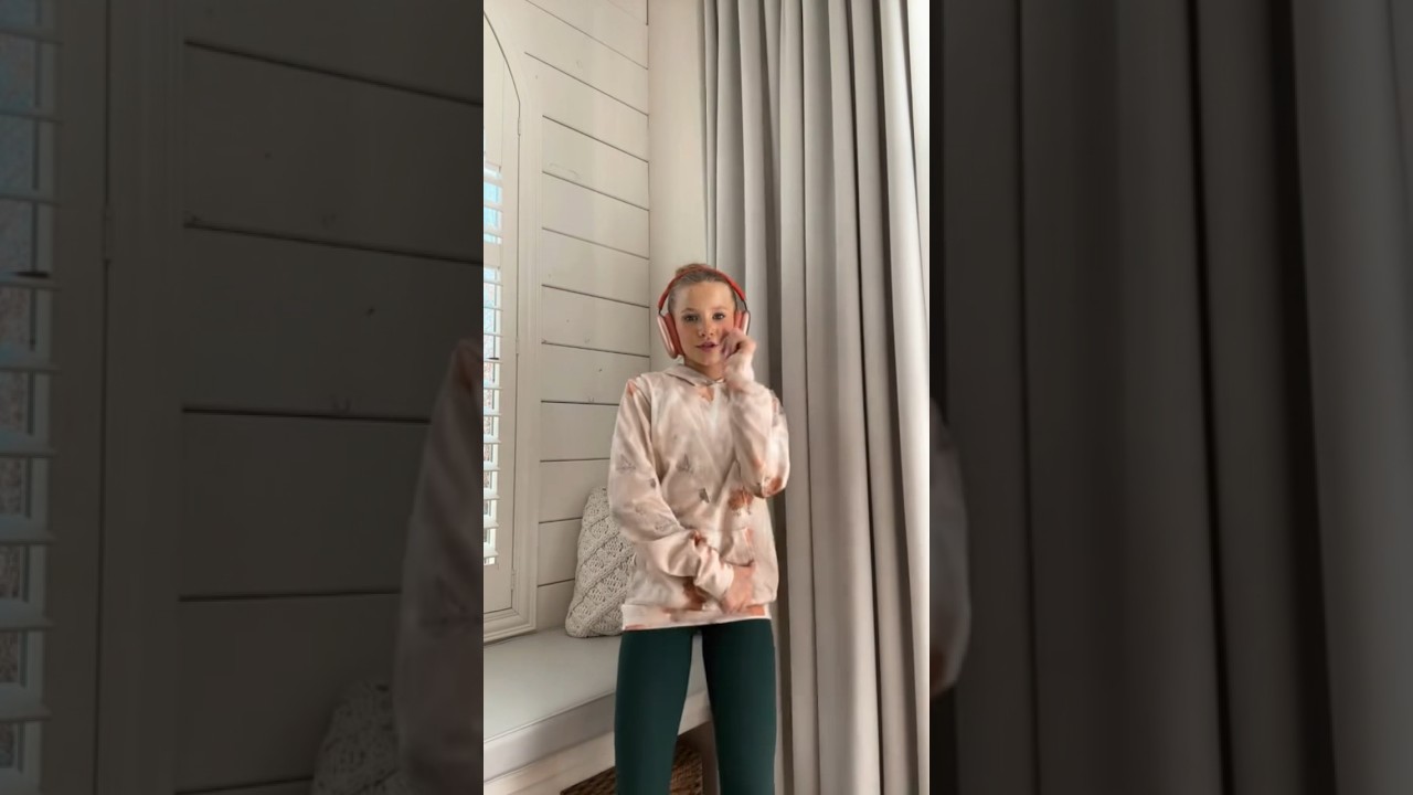 How did she do that so smooth! 😚 #notenoughnelsons #nenfam #trends #viral #viraldance