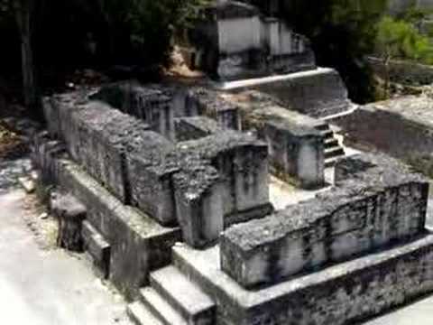 Video: Prozkoumejte mayské ruiny v Guatemale