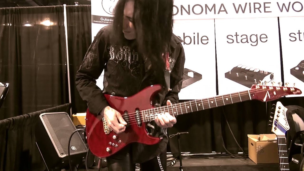 Obejrzyj NAMM 2015 - Mike Campese live at the Sonoma Booth w YouTube Obejrzyj NAMM 2015 - Mike Campese live at the Sonoma Booth w YouTube