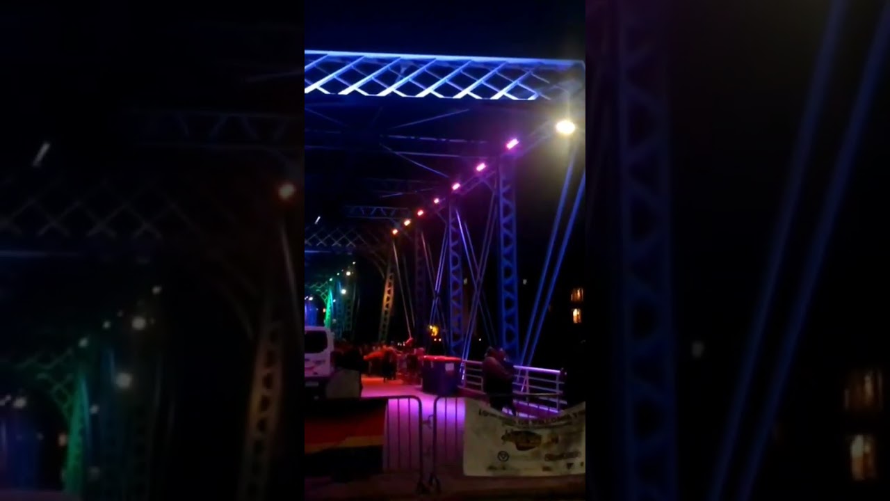 🇺🇲 Live Music on the Blue Bridge in Downtown Grand Rapids Michigan I Walked Through & Danced To