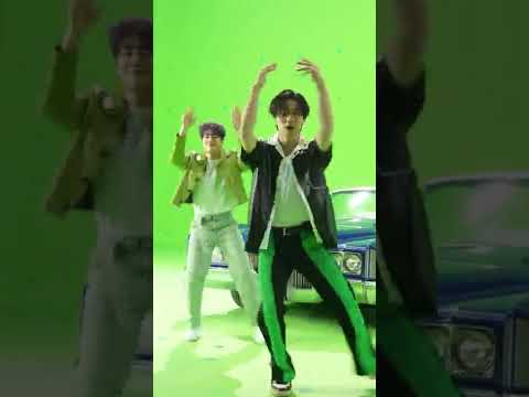 🎥뮤비 촬영장에서🎥 라키 X MJ POP!! #아스트로 #ASTRO #CandyPop_Challenge