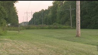 Warren Police investigating body found in field