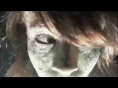 Murderdolls - She was a teenage zombie ( Music Video )