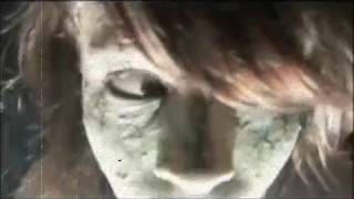 Watch Murderdolls She Was A Teenage Zombie video