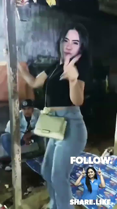 WARIA CANTIK JOGETAN DI KARNAVAL ! #shortsvideo
