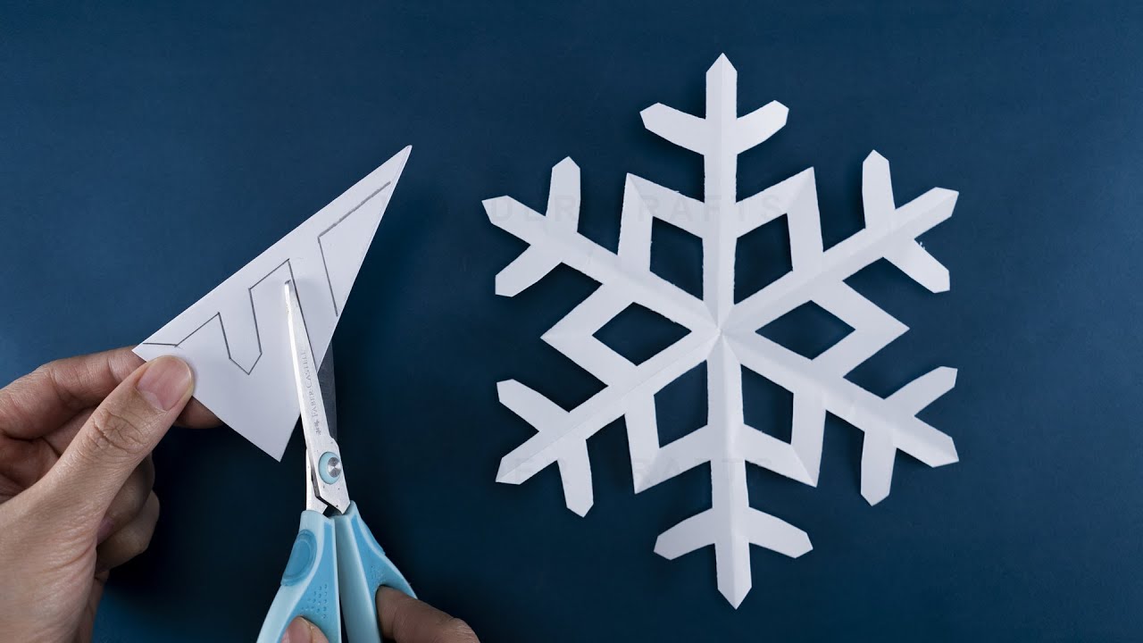 Paper Snowflakes #02 - Easy Paper Snowflakes - How to make Snowflakes out  of paper 