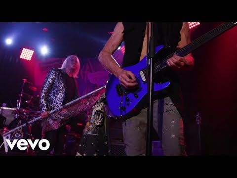 Def Leppard - Love Bites (Live At Whisky A Go Go)