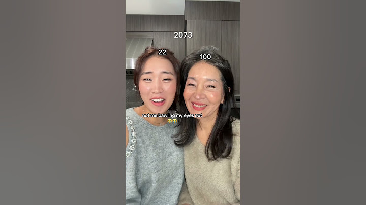 Who’s cutting onions?😭😭👵👵🏻 #momanddaughter #agefilter