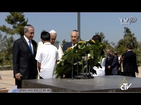 Papa Francesco in Terra Santa - L'omaggio alla tomba di Theodor Herzl