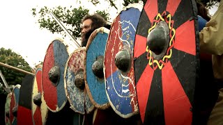 Medieval Tactics – How Does a Shield Wall Work?