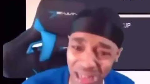 Wtf that’s not fair -FlightReacts “simp” meme