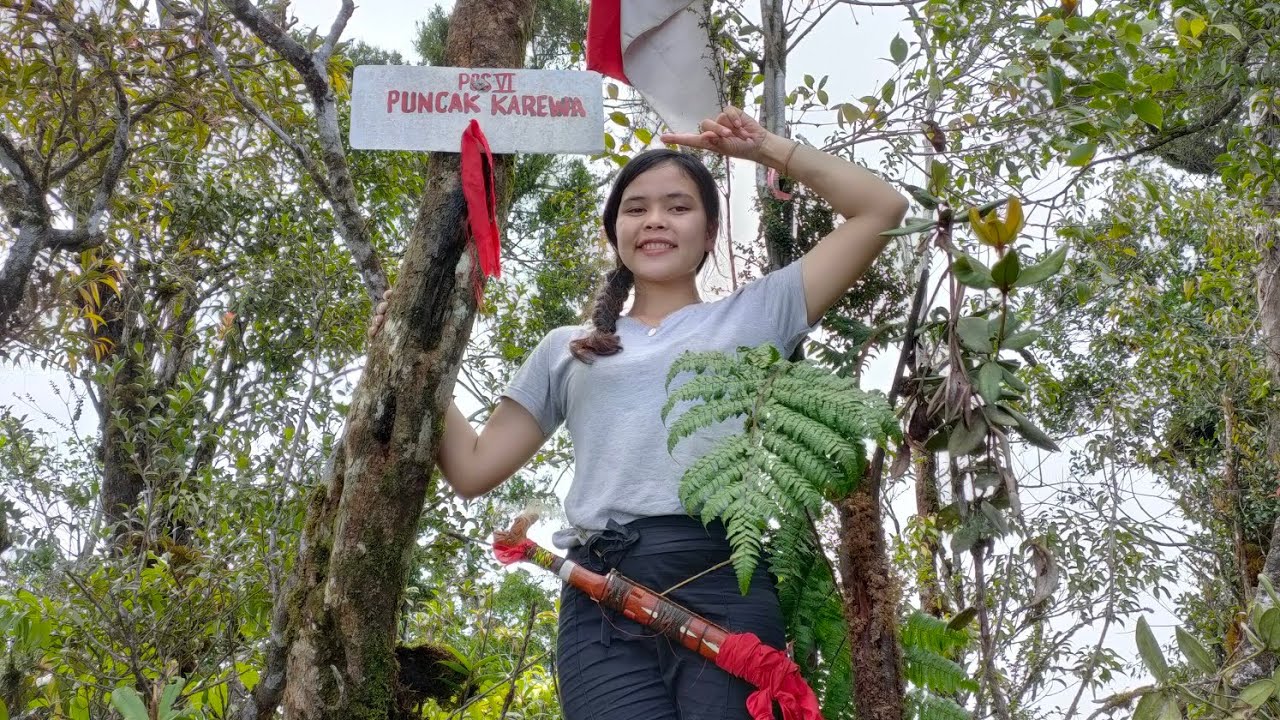 GADIS DAYAK MENDAKI GUNUNG KERAMAT KALIMANTAN||Puruk Batu Bondang🌸🌳