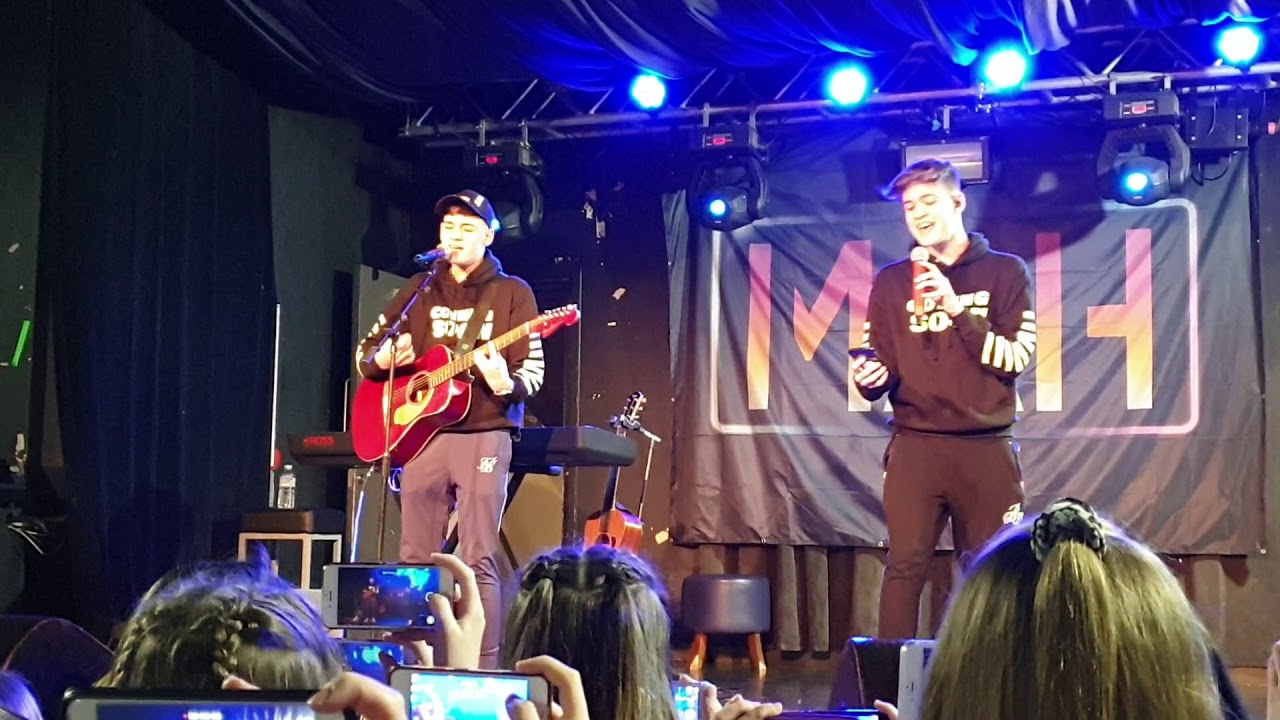 Max and Harvey - Birmingham 6/4/2019 - Soundcheck,  Max & Harvey live