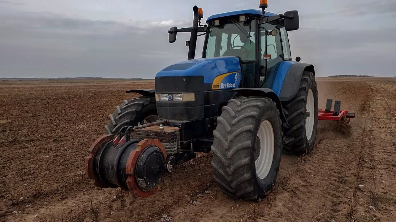 New Holland TM175 Cultivating - ILGI APOLLO 3.5m 2016