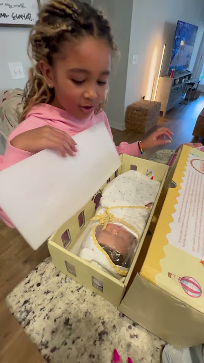 Is Reborn Baby Mia the BEST DOLL EVER? #reborn #rebornbaby #scarlett