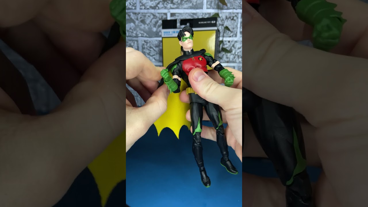 Распаковка фигурки McFarlane toys Robin DC Rebirth Tim Drake 