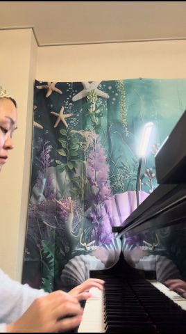 もう一つ、動搖をアレンジ中…Arranging a Japanese children’s song on piano.