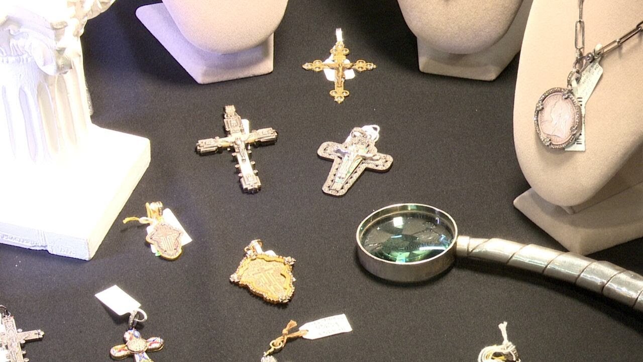 Windsor Fine Jewelers hosts historic jewelry event with 800 rare pieces